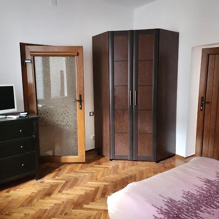 A&L House Apartment Brasov Ngoại thất bức ảnh