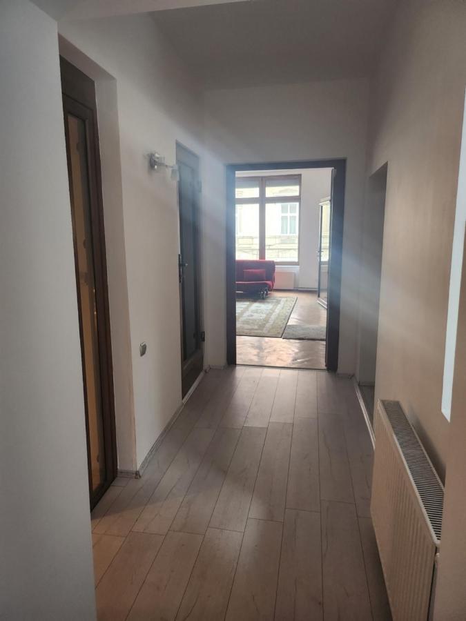A&L House Apartment Brasov Ngoại thất bức ảnh